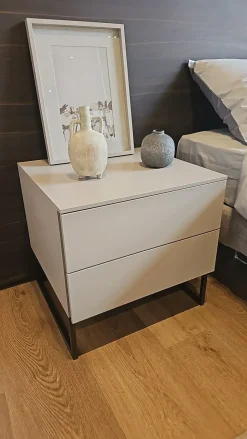 Letto matrimoniale moderno Side Adok a prezzo scontato