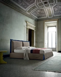 Letto matrimoniale moderno Oliver Felis a prezzo scontato