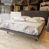 Letto matrimoniale moderno Aladino Pianca a prezzo scontato