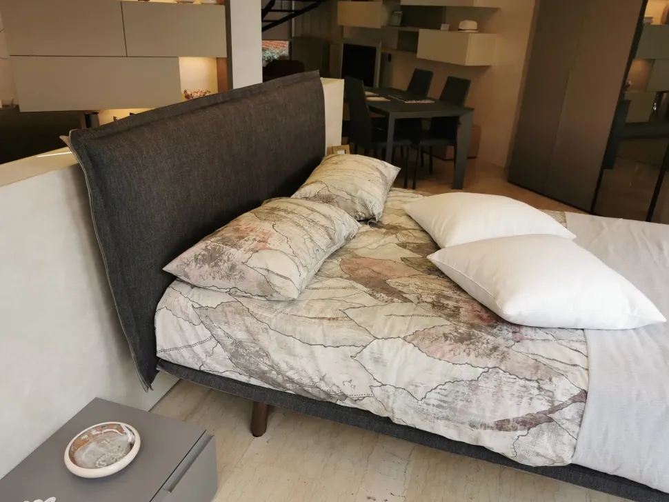 Letto matrimoniale moderno Aladino Pianca a prezzo scontato