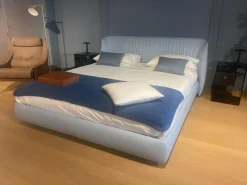 Letto moderno Archibald di Poltrona frau SCONTATO