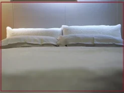 Letto moderno con piedini Zenit di alto letti tessili Artigianale a prezzo scontato