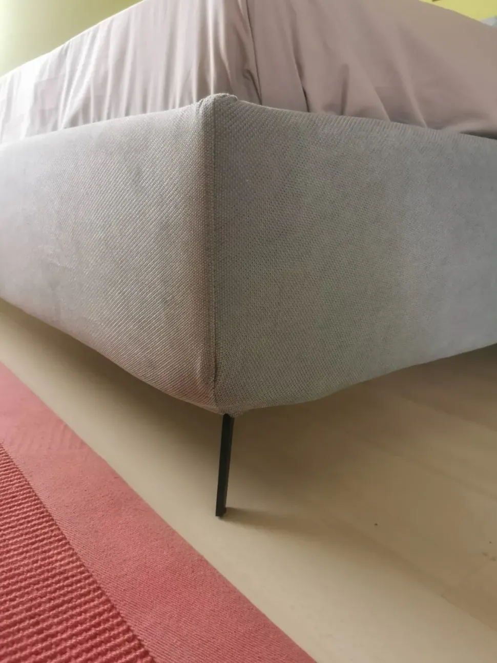 Letto moderno Fris Le comfort con un ribasso del 50%