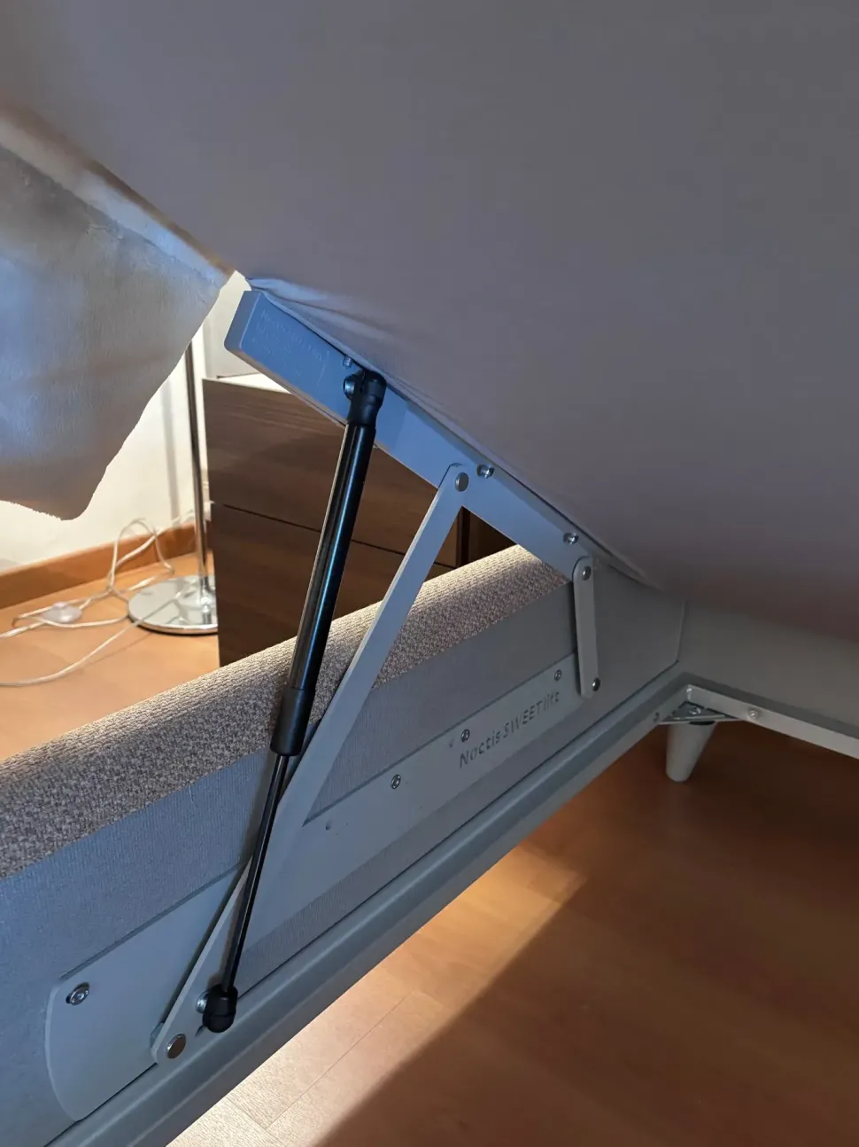 Letto moderno Hello Noctis scontato 30%