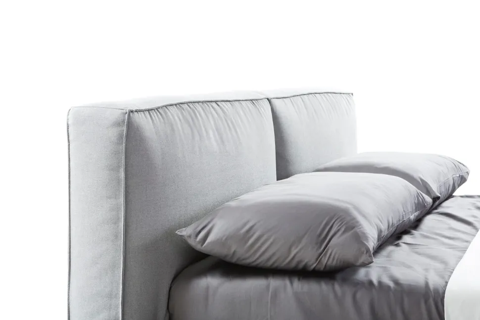 Letto moderno Herman Collezione esclusiva con un ribasso del 46%