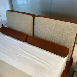 Letto Park 1 Poliform: design moderno, prezzo ribassato.