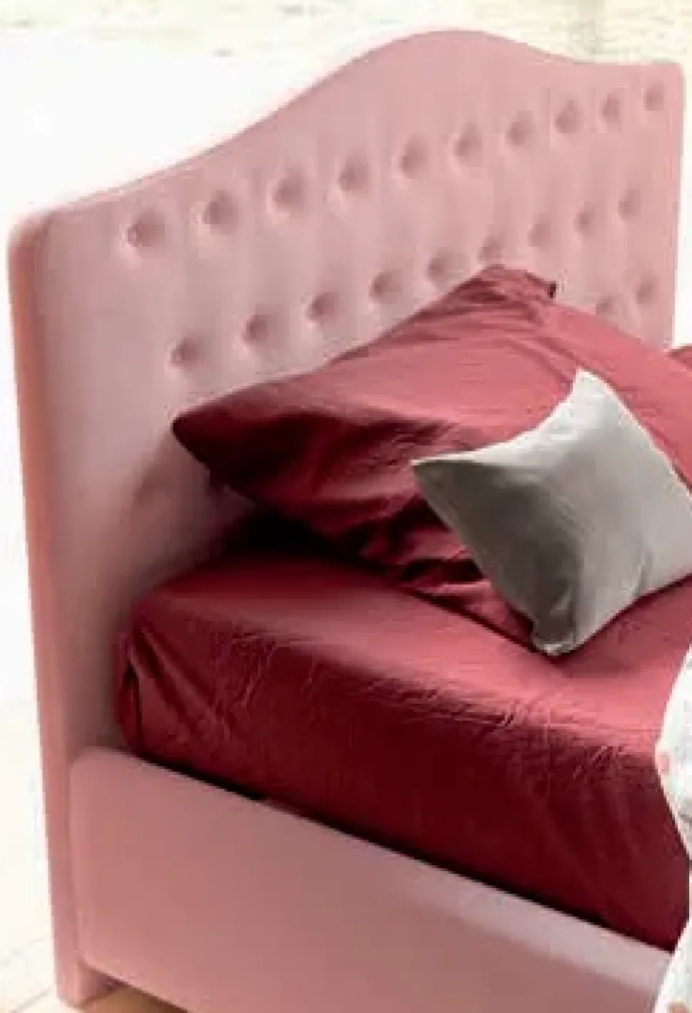 Letto piazza e mezzo con contenitore Prestige Zg mobili a prezzo scontato