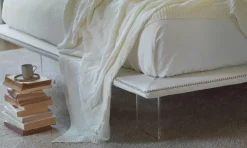 LETTO Slim piede trasparente Artigianale SCONTATO