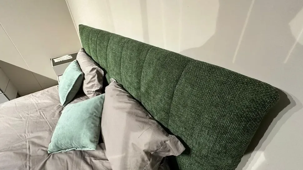 LETTO Tuftè light La casa moderna in OFFERTA OUTLET - 50%
