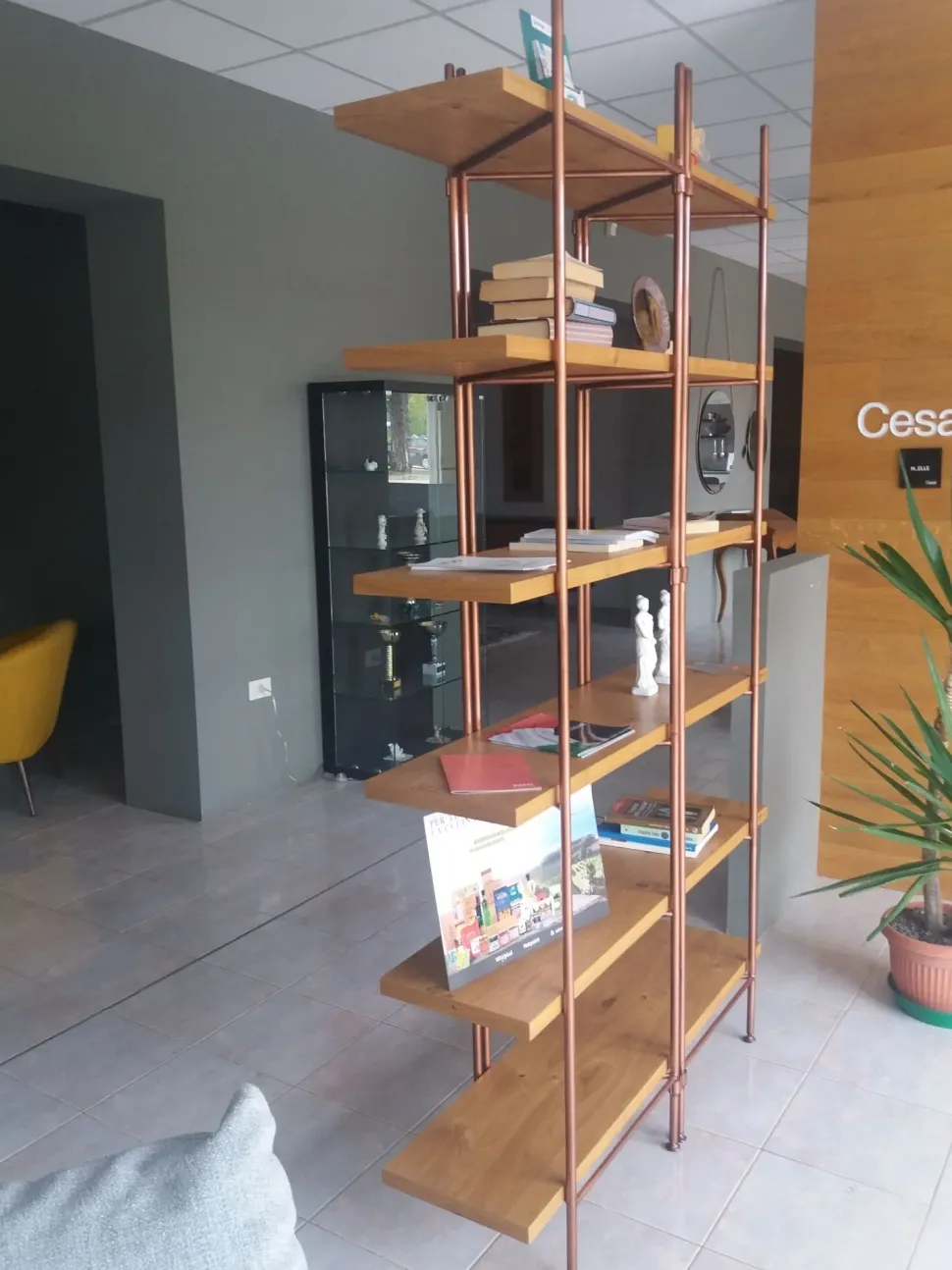 Libreria Barel in metallo in Offerta Outlet: scopri Dalton