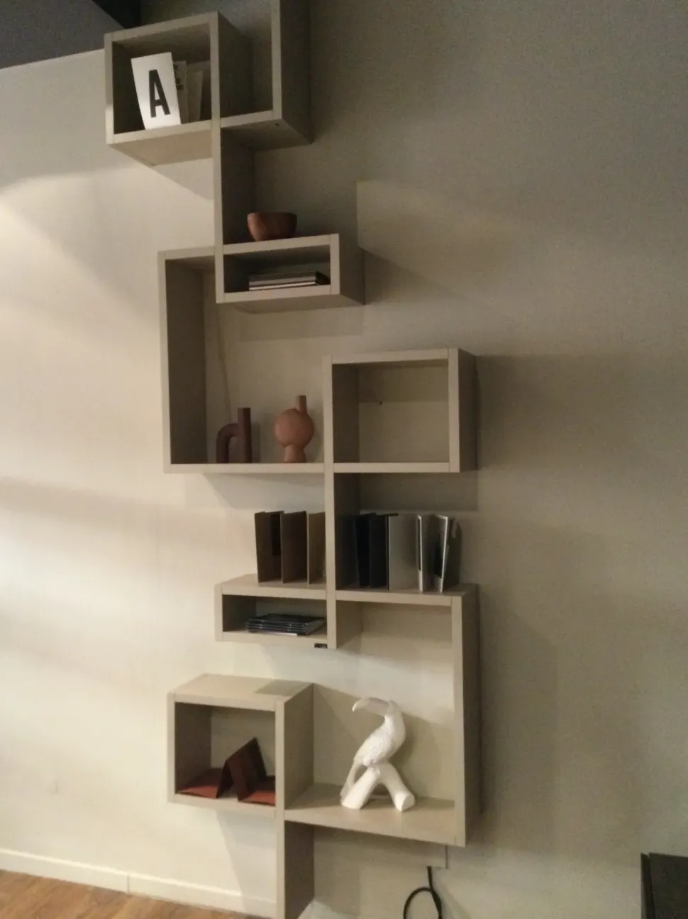 Libreria Lago in laccato opaco scontata -45%: scopri Lagolinea