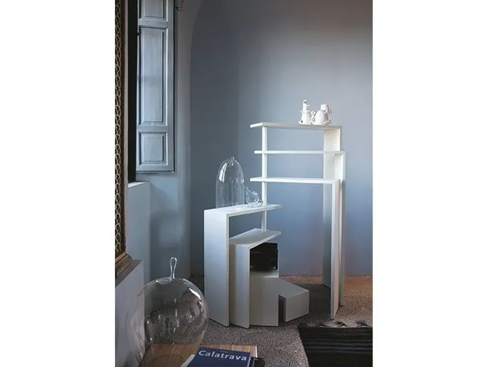 Libreria modello 712 joy 5 h cm 132 di Zanotta a prezzo riservato