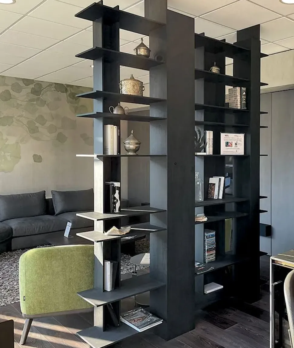 Libreria modello Blade bifacciale di Modulnova in Offerta Outlet