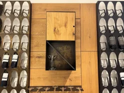 Libreria modello Libreria del vino di Elite to be a prezzo riservato