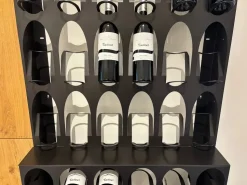 Libreria modello Libreria del vino di Elite to be a prezzo riservato