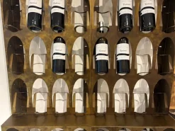 Libreria modello Libreria del vino di Elite to be a prezzo riservato