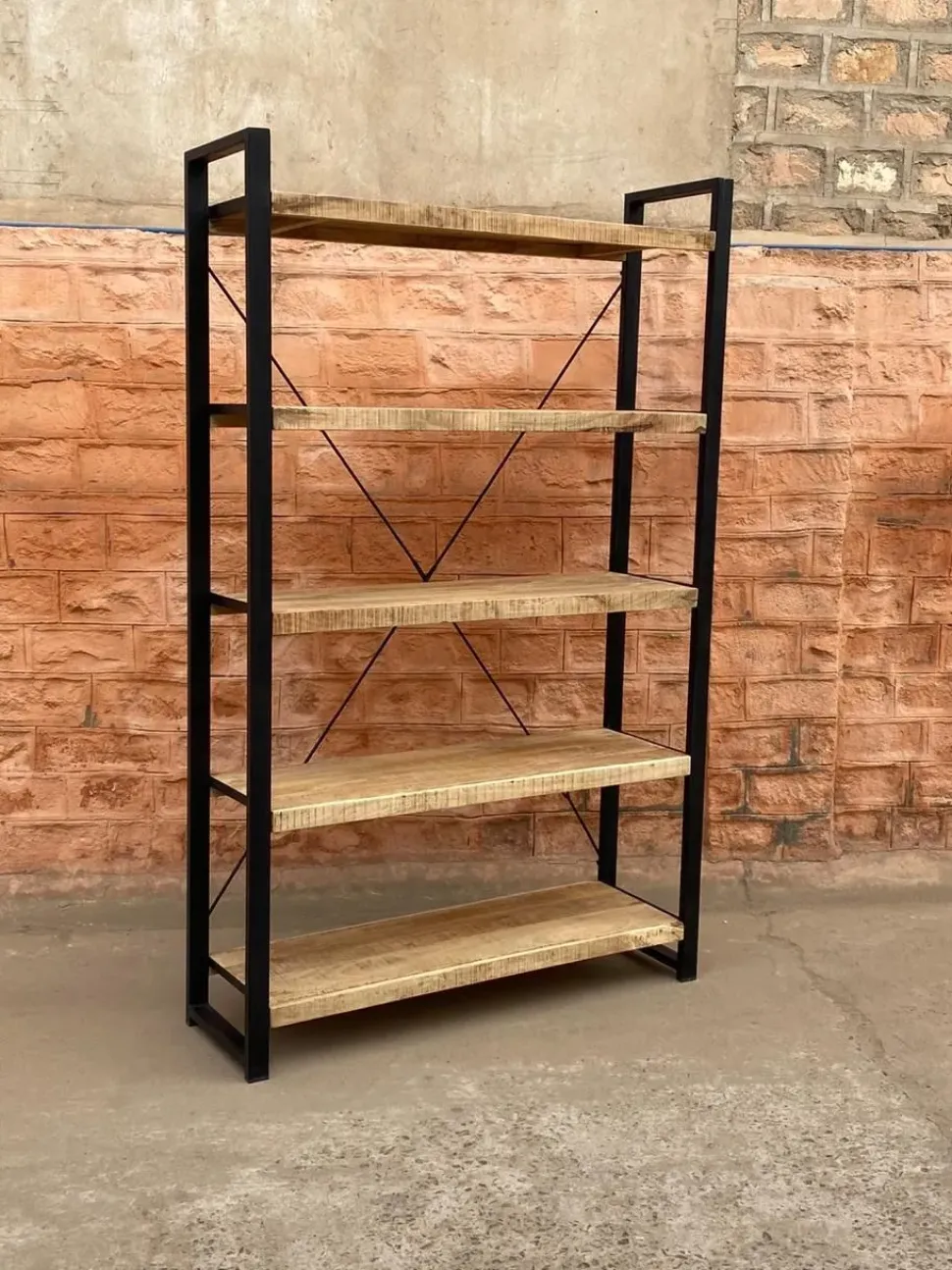 Libreria modello Libreria industrial 5 ripiani di Outlet etnico a prezzo Outlet