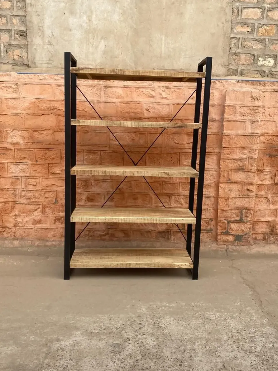 Libreria modello Libreria industrial 5 ripiani di Outlet etnico a prezzo Outlet