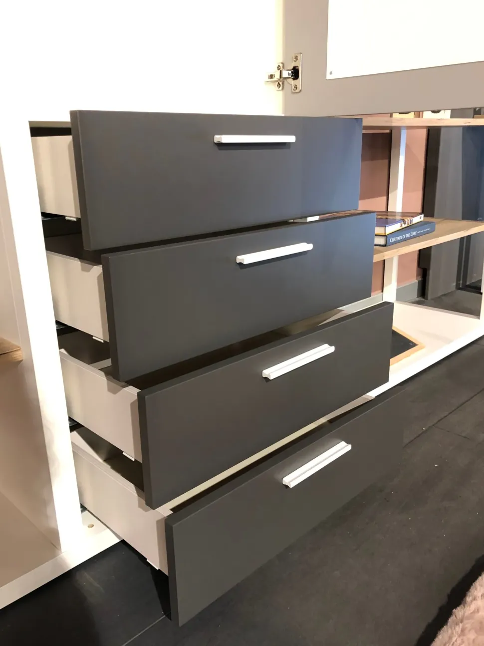 Libreria Palo alto stile moderno di Dielle scontata