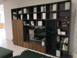 Libreria Pari & dispari Presotto in stile moderna a prezzi outlet