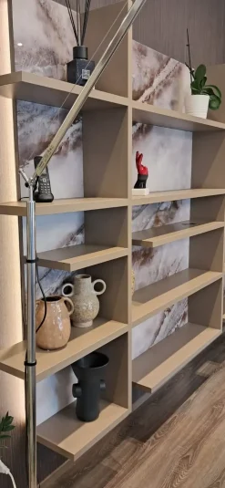 Libreria Pentagram stile design di Lago scontata del 40%