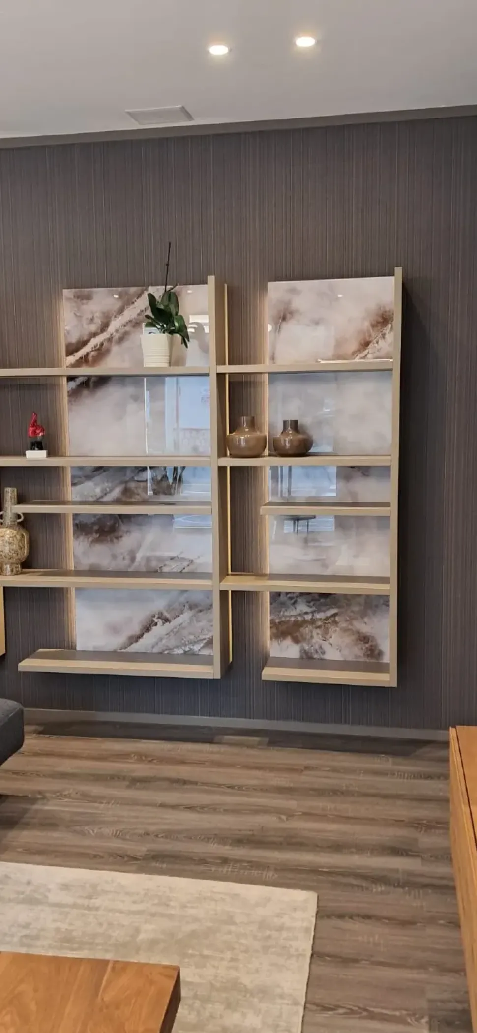 Libreria Pentagram stile design di Lago scontata del 40%