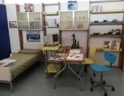 Libreria Plus Artigianale in stile design con forte sconto