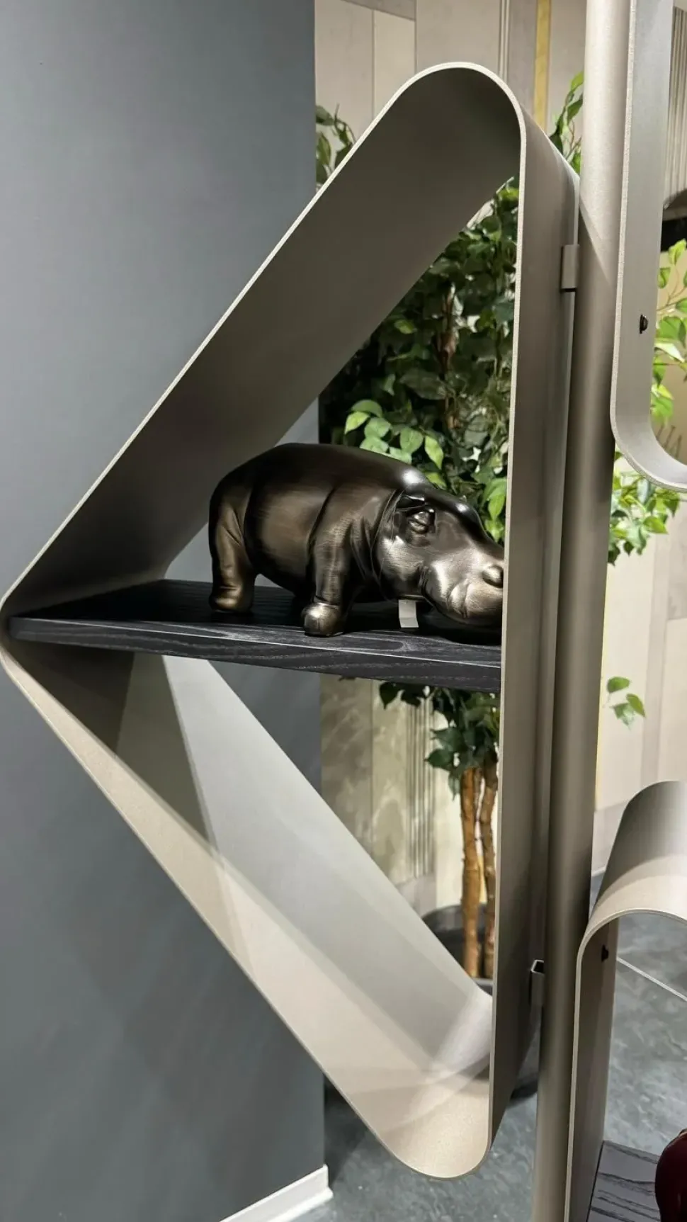 Libreria Spinnaker Cattelan italia in stile design con forte sconto