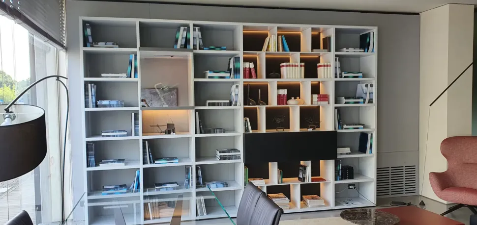 Libreria Wall system Poliform in stile design in offerta