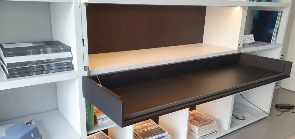 Libreria Wall system Poliform in stile design in offerta