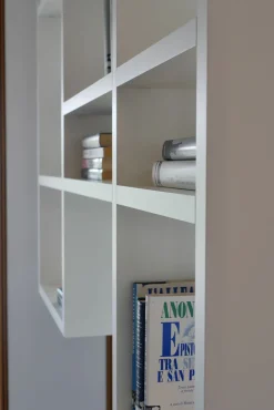 Libreria Weightless di Lago: richiedi il prezzo riservato