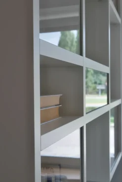 Libreria Weightless di Lago: richiedi il prezzo riservato