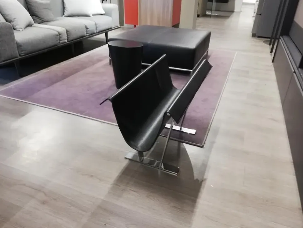 Luis B&b italia in stile design a prezzo scontato