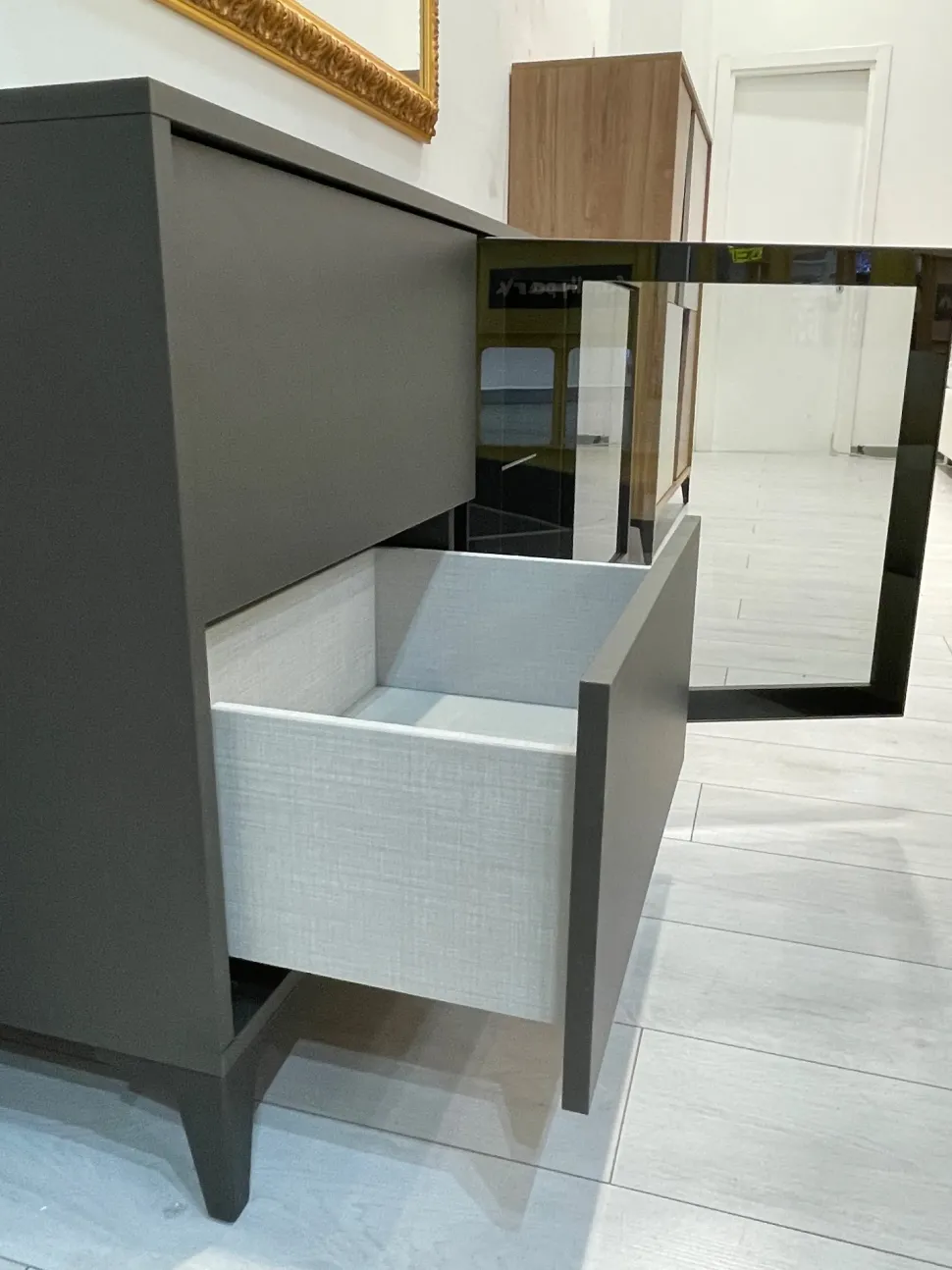 Madia 03 di Spar in stile design in offerta