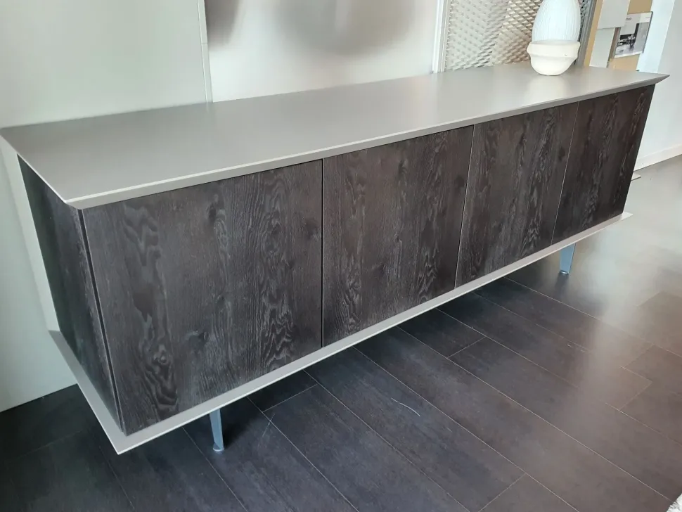 Madia Brera in stile moderno di Ozzio in Offerta Outlet