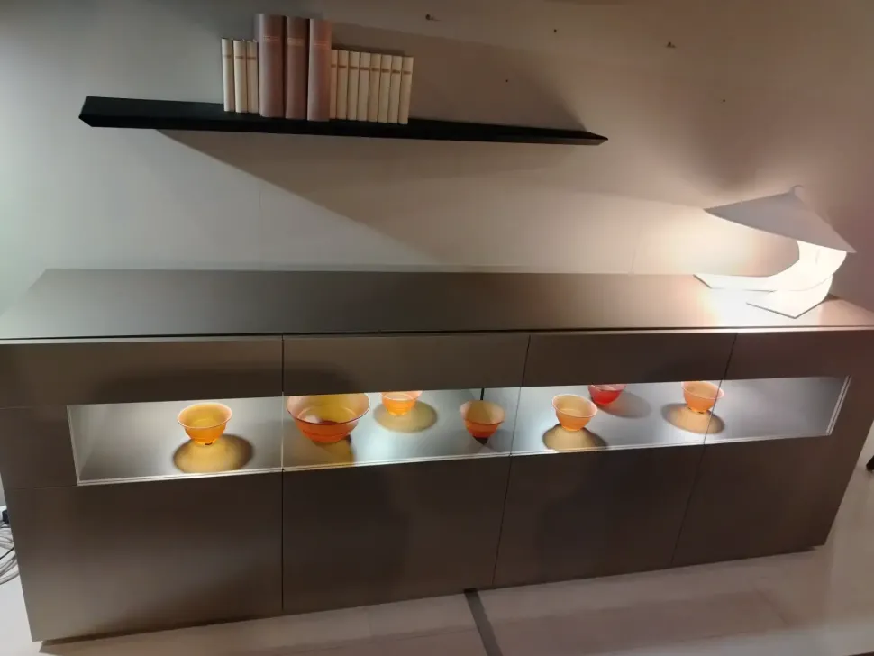 Madia di Alf da fre in laccato opaco Metropolis in Offerta Outlet