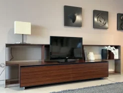 Madia di B&b italia in legno Flat a prezzo Outlet