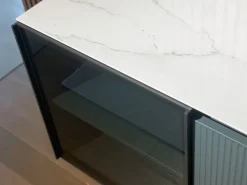 Madia di Novamobili in vetro Living 2023 in Offerta Outlet