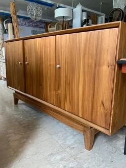 Madia di Outlet etnico in legno Madia credenza teak 150 a prezzo scontato