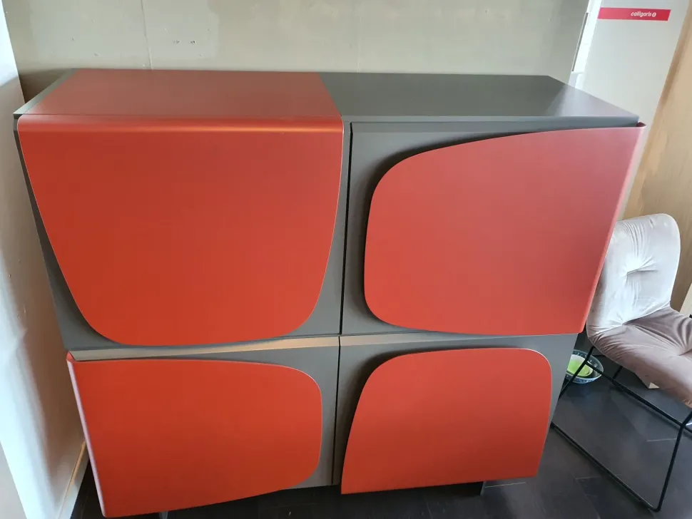 Madia di Ozzio in laccato opaco Trilogy a prezzo Outlet