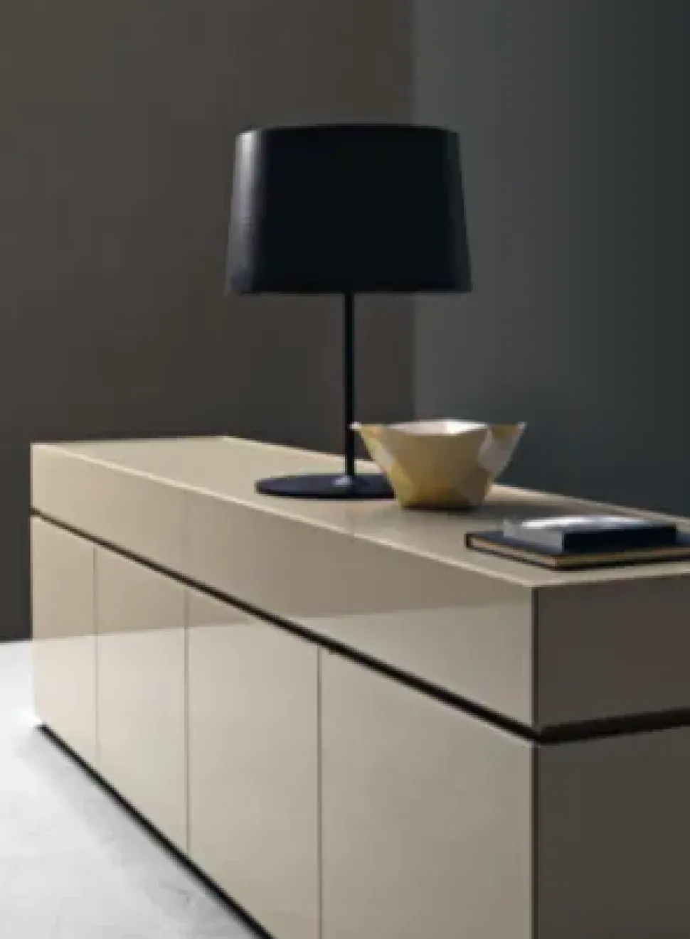 Madia di Sangiacomo in laccato opaco Cidori in Offerta Outlet