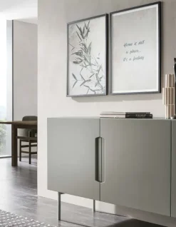 Madia di Tomasella in laccato opaco Montgomery a prezzo riservato