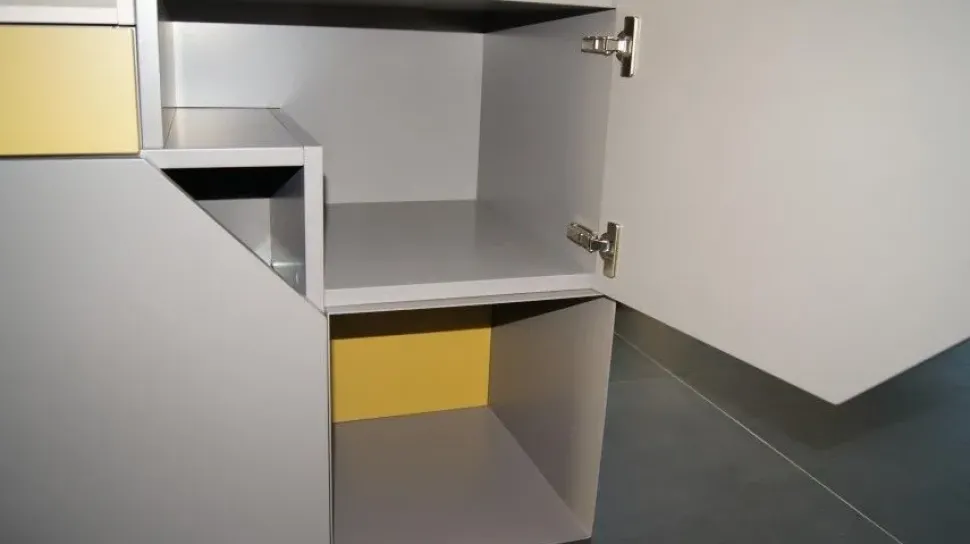 Madia di Tomasella in laccato opaco Madia tomasella remix a prezzo scontato