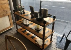 Madia di Vittorio grifoni in legno Etajere grifoni a prezzo scontato