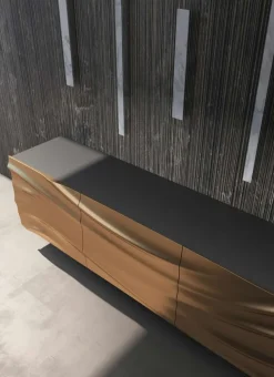 Madia Fluida di Mirandola nicola e cristano in stile moderno scontata -35%