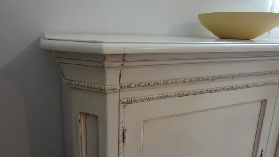 Madia in legno patinato scontata del -50%