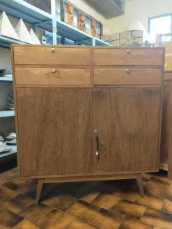 Madia in stile design Credenza alta vintage teak di Outlet etnico in Offerta Outlet