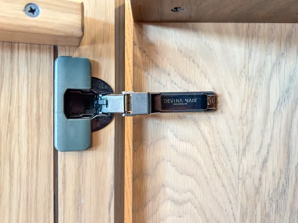 Madia in stile design Credenza di Devina nais scontata