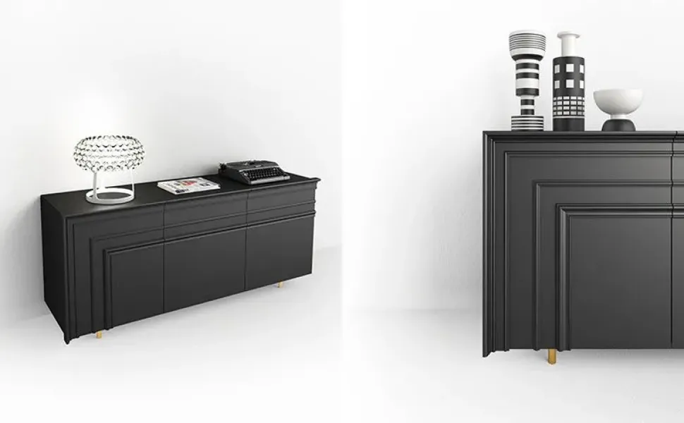 Madia in stile design Gessolina con piedini di Minotti italia in offerta