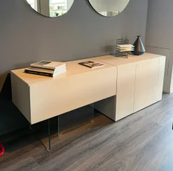 Madia in stile design Lago madia 36e8 di Lago a prezzo scontato